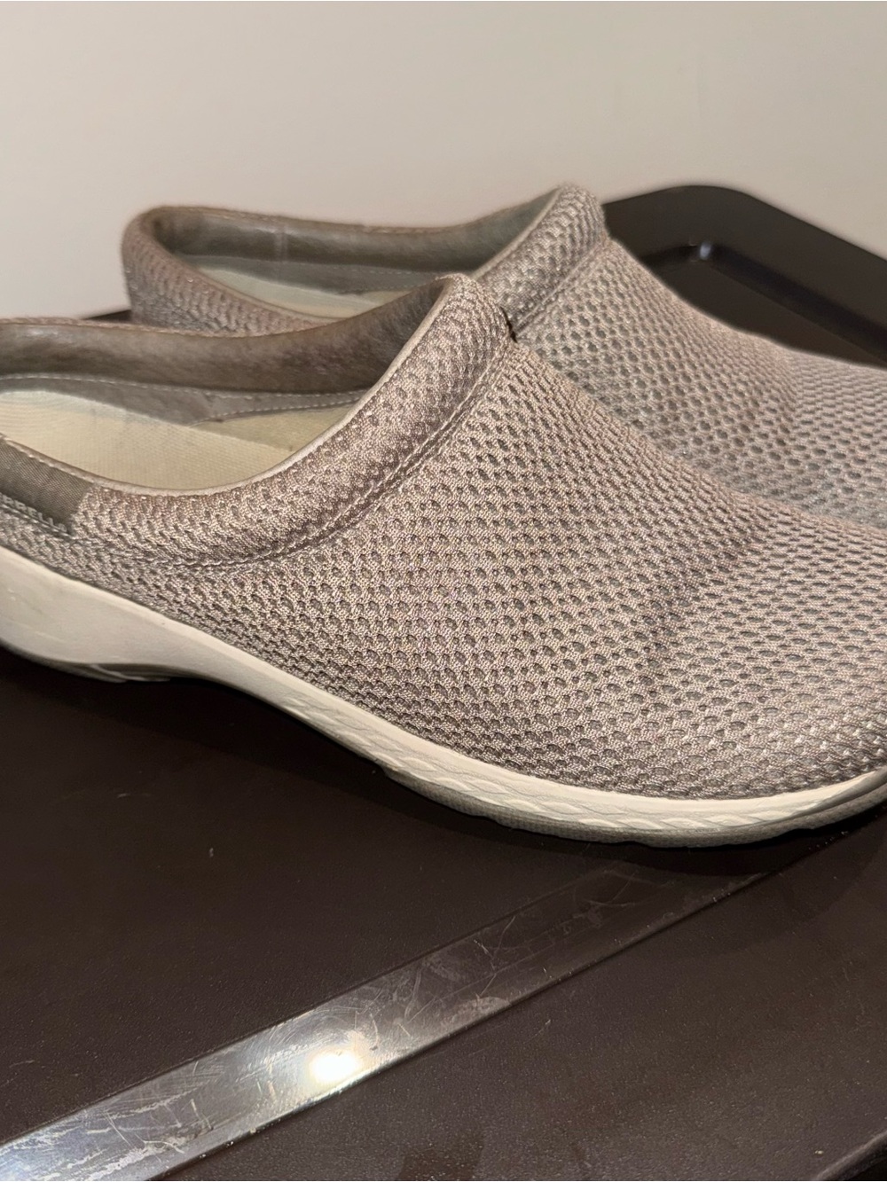 Merrell Womens Encore Q2 Breeze Slip-On Clog Size 8 Gray Gorpcore Outdoor Mesh